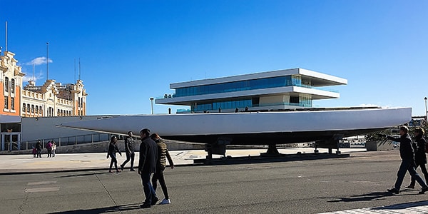 America's Cup hull