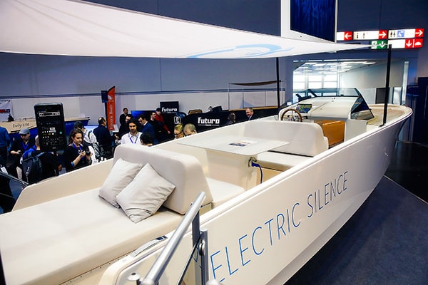 Electric boating was well represented at this year's BOOT show. (photo: Messe Düsseldorf/ctillmann)