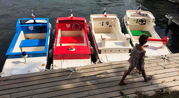 Electric lake boats for kids