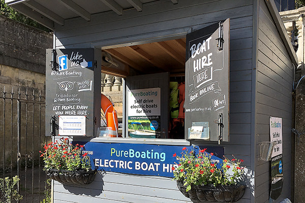 pureboating kiosk in Wallingford