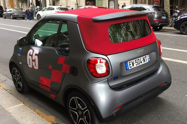 Electric Mercedes 4-seater Smart Cars