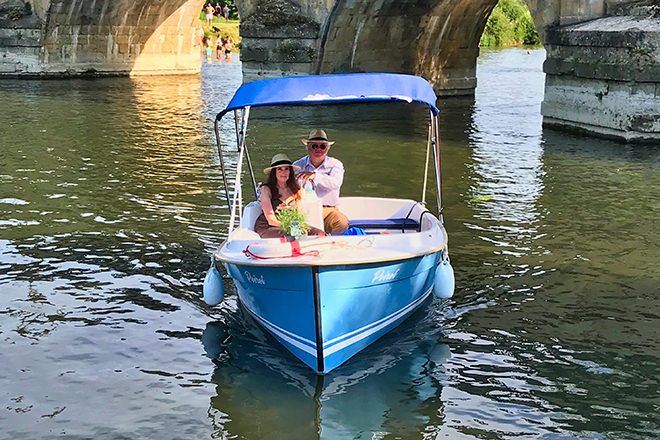 Happy PureBoating customers at Wallingford bridge earlier this month.