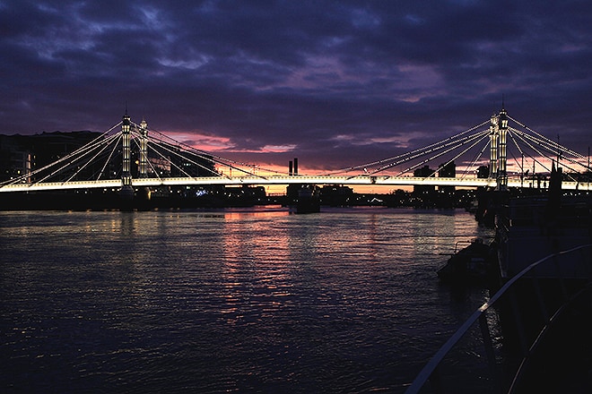 The Albert Bridge by night