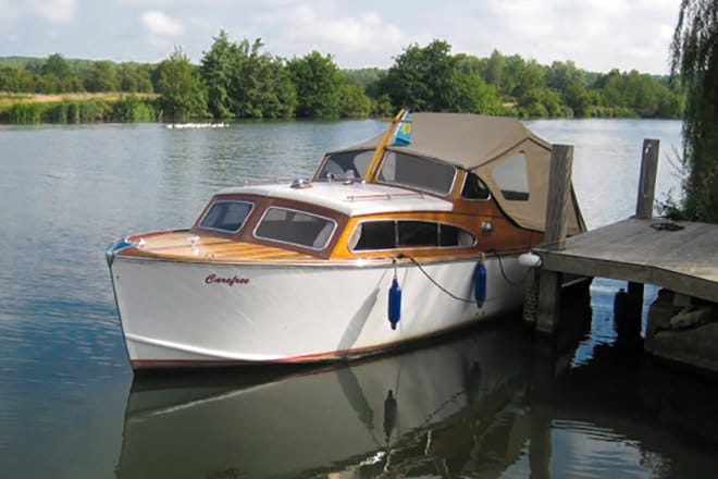 "Carefree" - A 20 foot bijou Starcraft built in 1958.