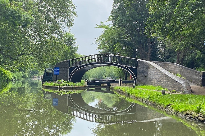 A little bridge over the Oxford canal near Binsey.