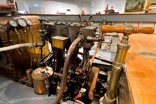 A Stuart Turner engine found in the Musée Mer Marine, Bordeaux, France.