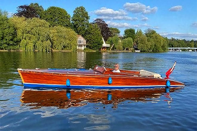 "Windflower" - a 1960s slipper stern launch