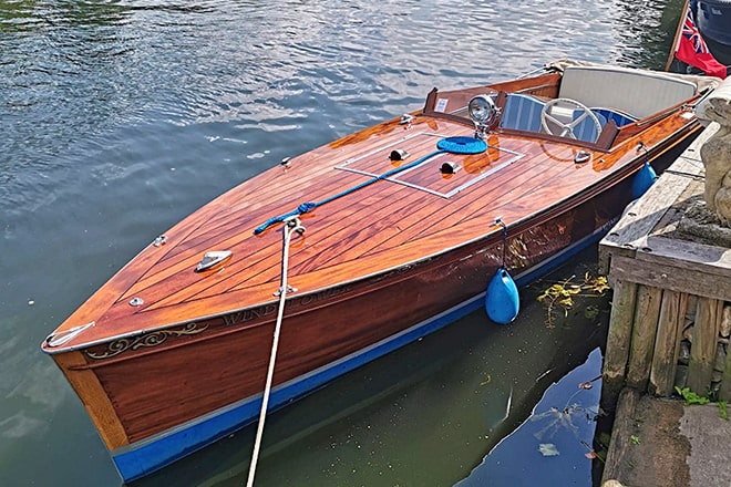 "Windlfower" - A true classic 25ft Andrews slipper launch