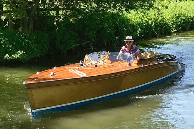 "Swanella" -  Another beautiful 25ft Andrews slipper launch