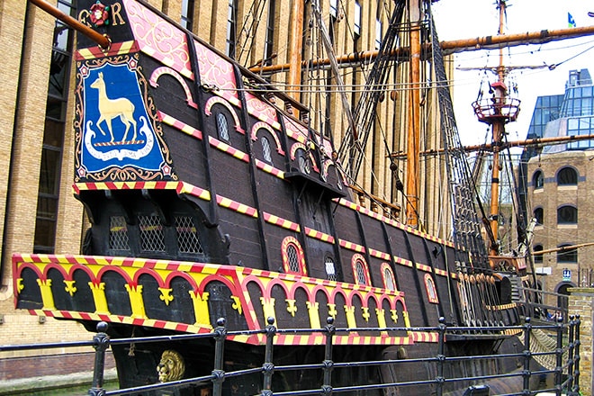 Replica of the Elizabethan galleon 'Golden Hinde' captained by Francis Drake in 16th Century, Southwark, London, UK