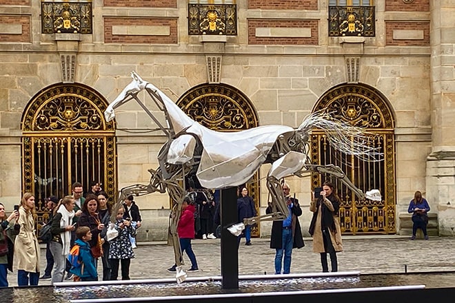 Zeus : the metal horse (le cheval métallique) of the Olympic Games as seen in the Royal Courtyard of the Palace of Versailles during the 'Horse in Majesty' exhibition